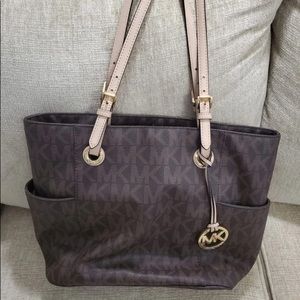 100% authentic Michael kors bag